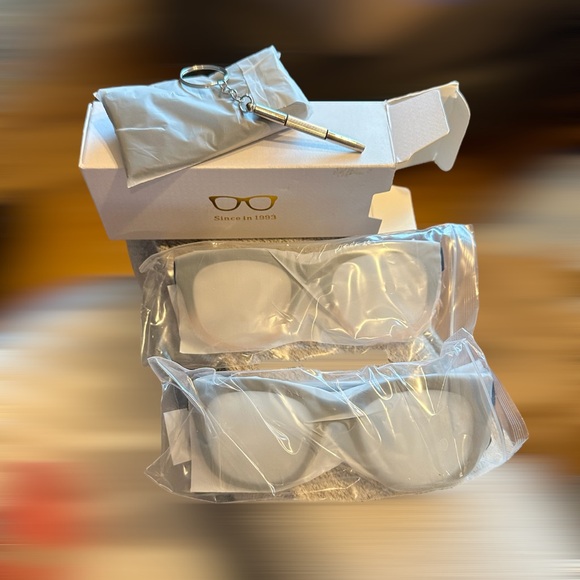 Blue Light Blocking Glasses - 2 Pack Oprah Eyeglasses Anti UV Ray & Eyestrain - Picture 4 of 4